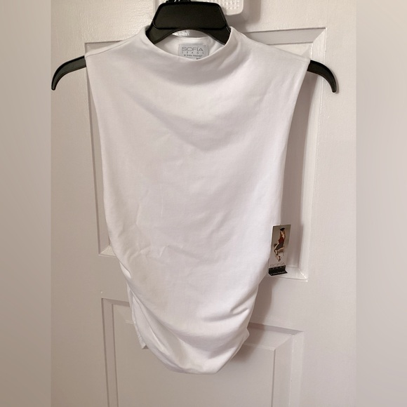 Sofia by Sofia Vergara White Ruched Top - Picture 1 of 5